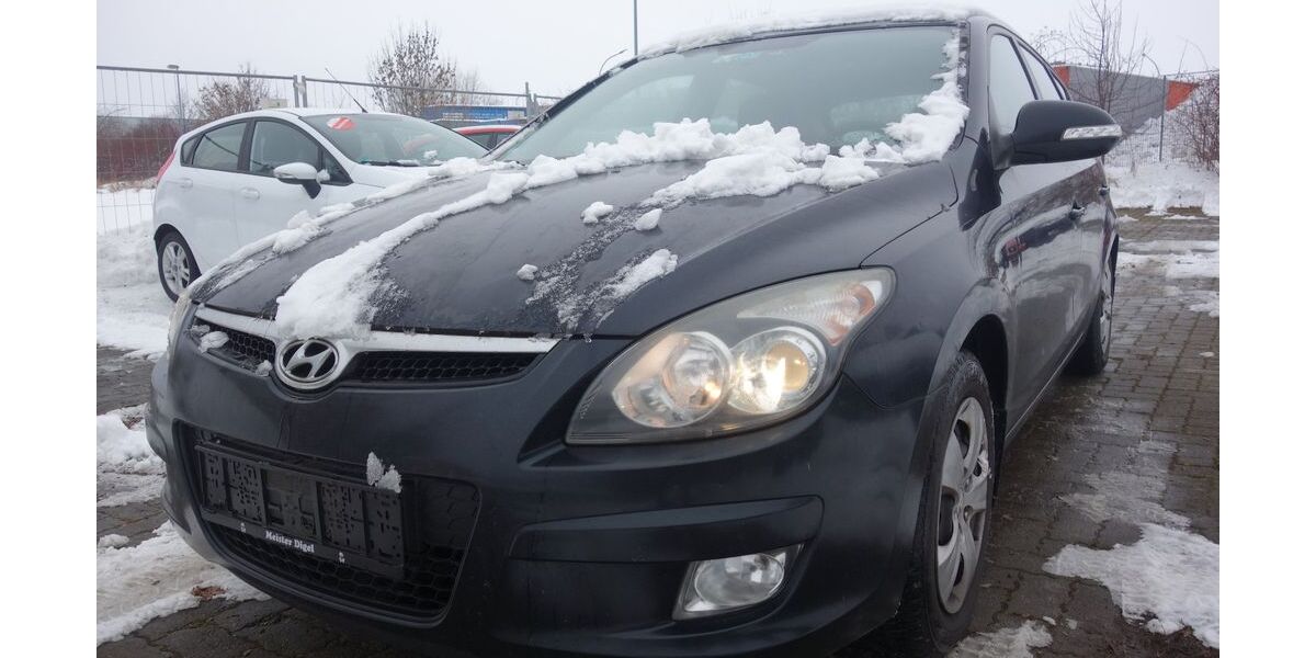 Hyundai i30 176.000 km 1.950 &euro; Hof 95030