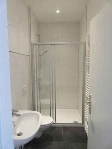 Etagenwohnung Plauen Stadtmitte - 2 Zimmer, 42 m&sup2;, 265&euro; | Angebot:25995809