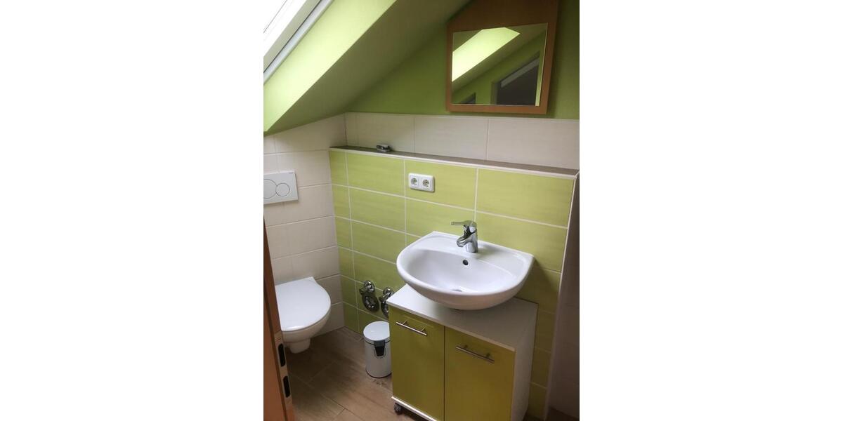 Dachgeschoßwohnung Rehau - 1 Zimmer, 20 m&sup2;, 345&euro; | Angebot:26278736
