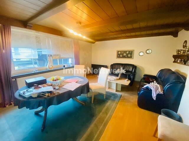 Einfamilienhaus Oberkotzau - 7 Zimmer, 215 m&sup2;, 115.000&euro; | Angebot:25714659