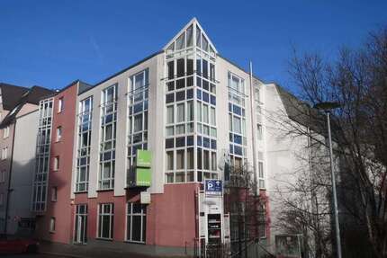 Wohnung Plauen - 2 Zimmer, 94 m&sup2;, 745&euro; | Angebot:27097197