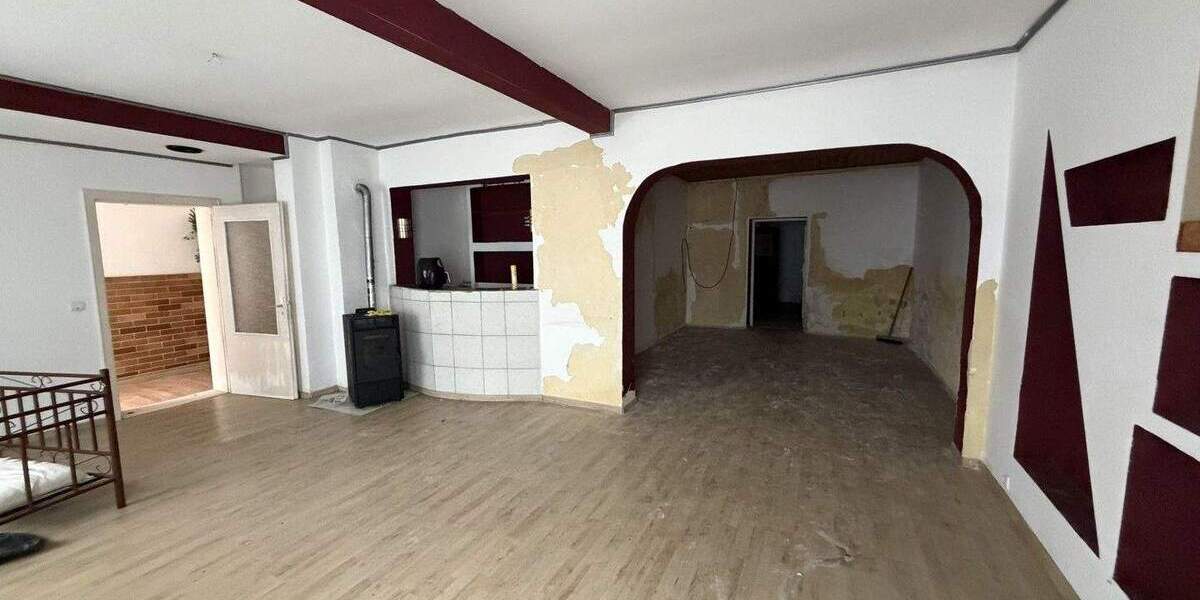 Mehrfamilienhaus, Wohnhaus Rehau - 1 Zimmer, 187 m&sup2;, 175.000&euro; | Angebot:25665907