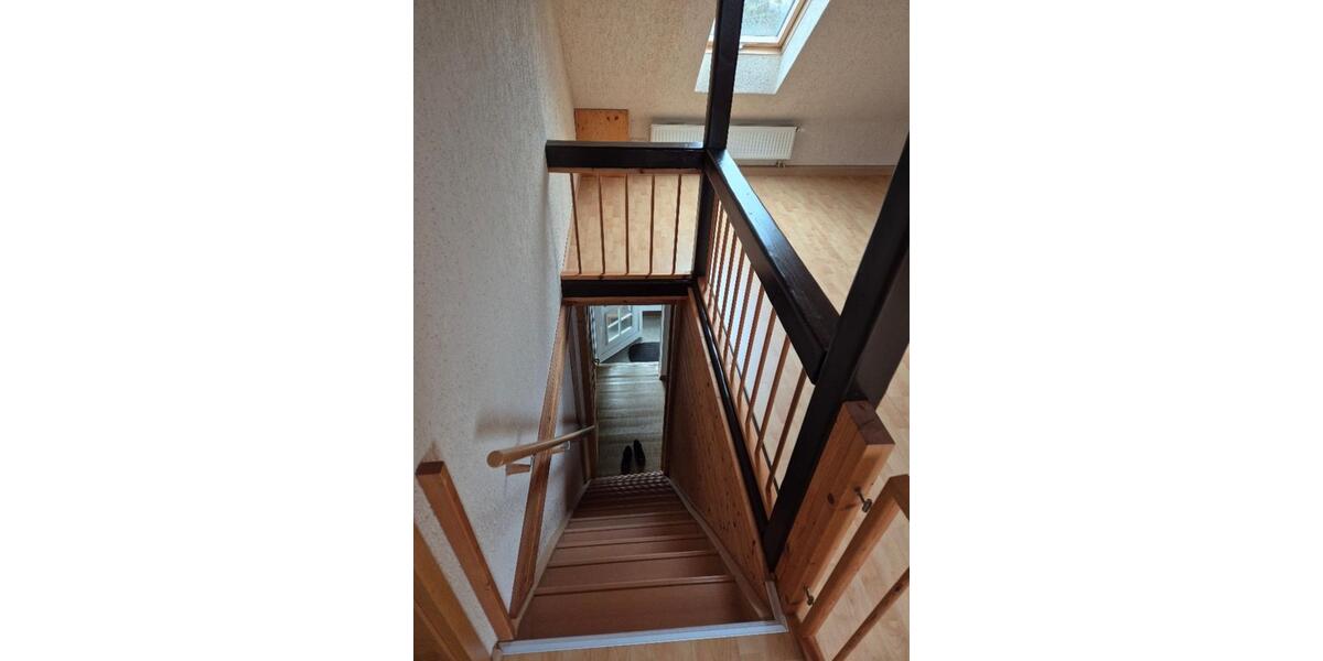 Einfamilienhaus Hirschfeld - 8 Zimmer, 180 m&sup2;, 149.000&euro; | Angebot:25843551