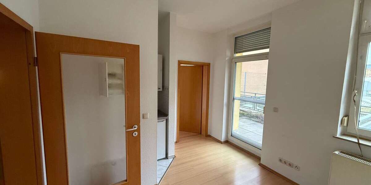Etagenwohnung Greiz - 2 Zimmer, 31 m&sup2;, 235&euro; | Angebot:23332846
