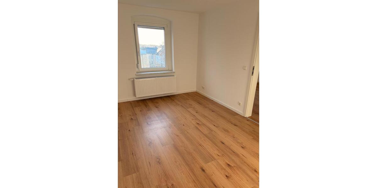 Etagenwohnung Rehau - 4 Zimmer, 76 m&sup2;, 700&euro; | Angebot:26580912