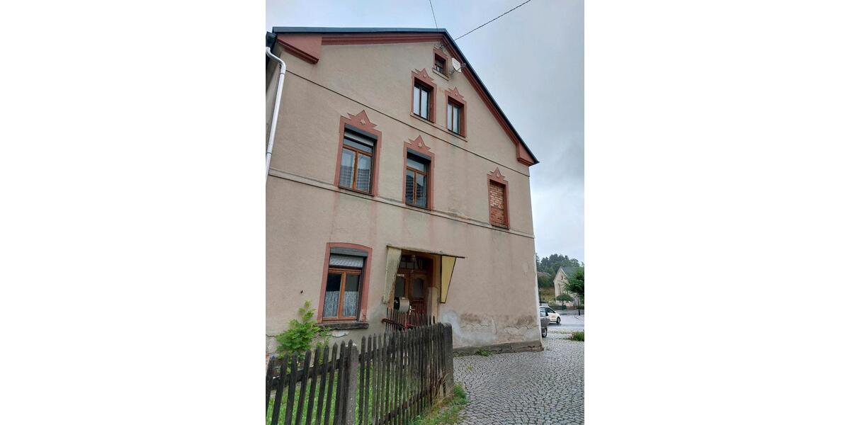Einfamilienhaus Markneukirchen - 6 Zimmer, 200 m&sup2;, 98.000&euro; | Angebot:25364614