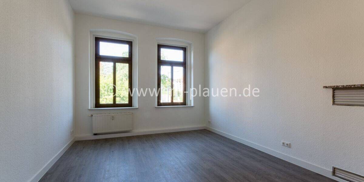 Etagenwohnung Plauen Westend - 2 Zimmer, 92 m&sup2;, 460&euro; | Angebot:25741694