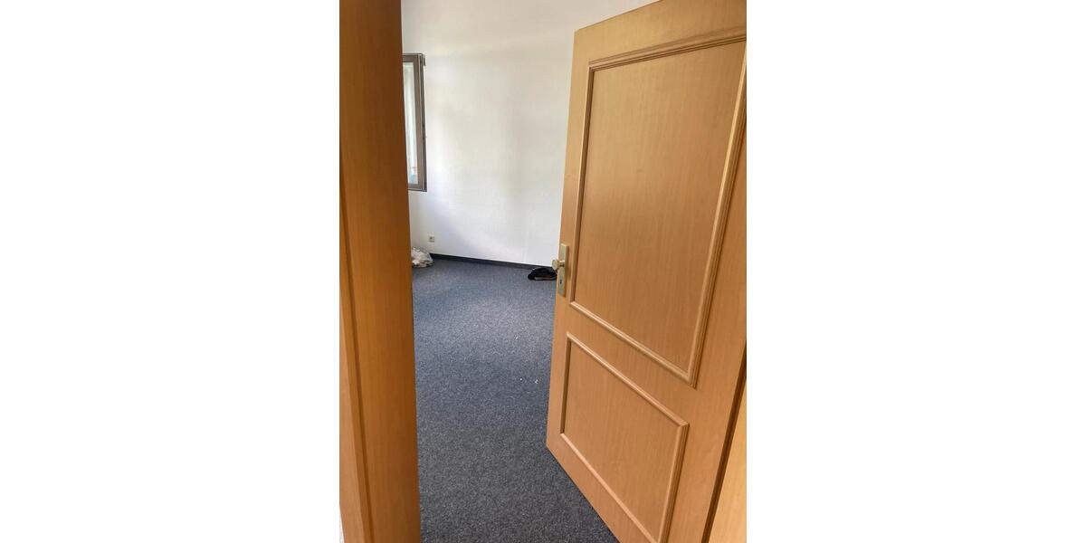 Etagenwohnung Plauen - 2 Zimmer, 48 m&sup2;, 15.000&euro; | Angebot:26021313