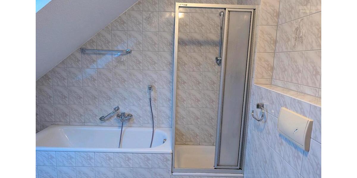 Dachgeschoßwohnung Köditz - 3 Zimmer, 89 m&sup2;, 270.000&euro; | Angebot:25098582