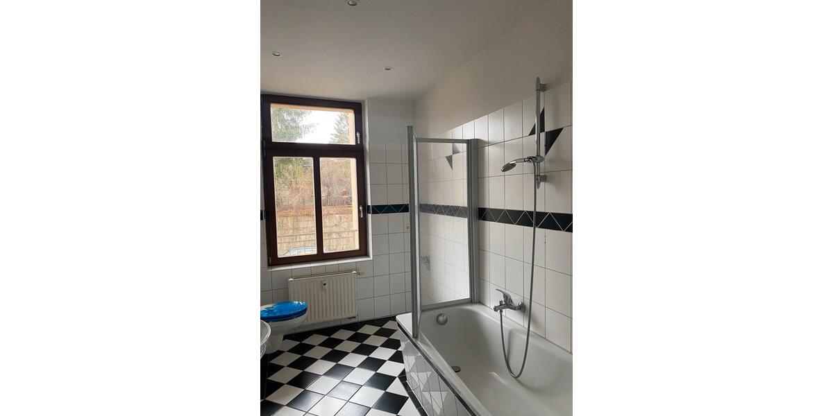 Etagenwohnung Plauen Altstadt - 4 Zimmer, 95 m&sup2;, 107.000&euro; | Angebot:26775973