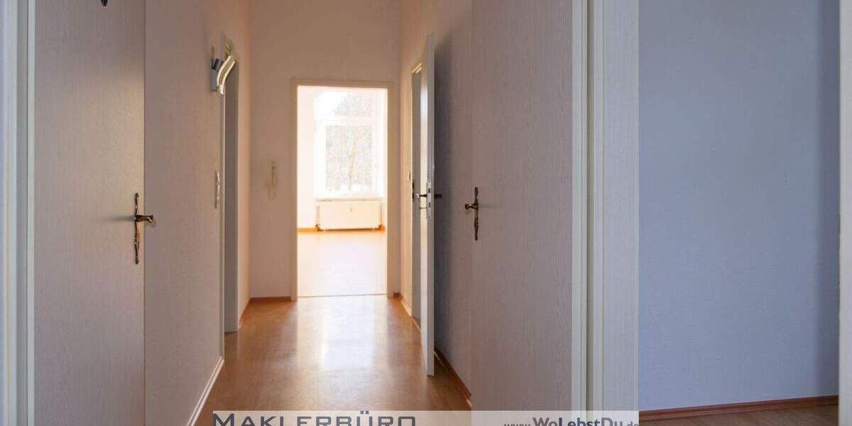 Etagenwohnung Greiz Irchwitz - 3 Zimmer, 77 m&sup2;, 347&euro; | Angebot:25678422