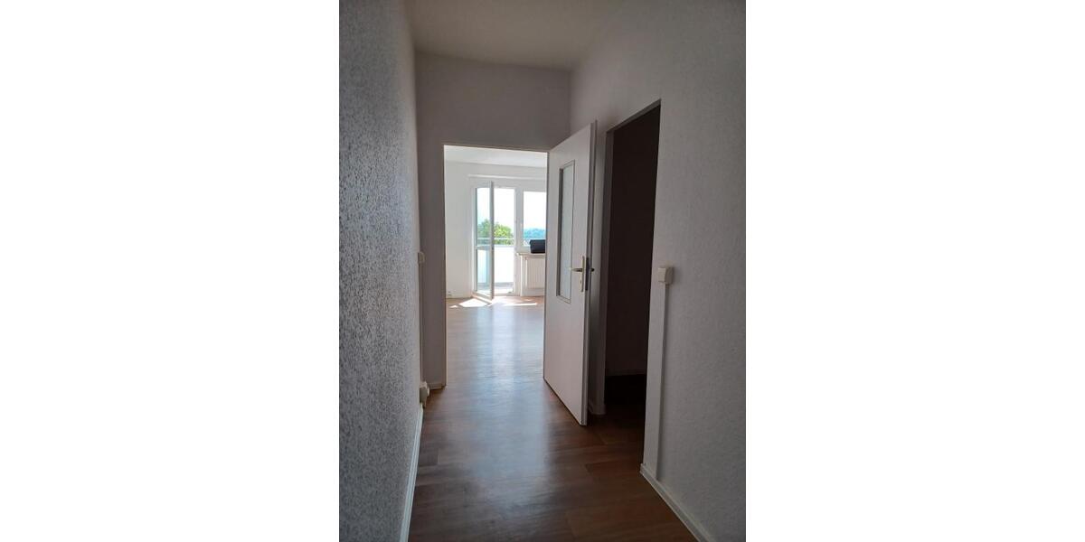 Etagenwohnung Plauen - 1 Zimmer, 31 m&sup2;, 185&euro; | Angebot:26006940