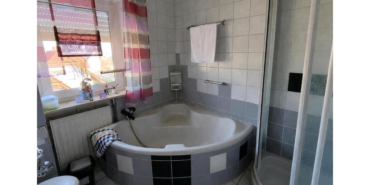 Etagenwohnung Hof Neuhof - 4 Zimmer, 83 m&sup2;, 185.000&euro; | Angebot:26594306