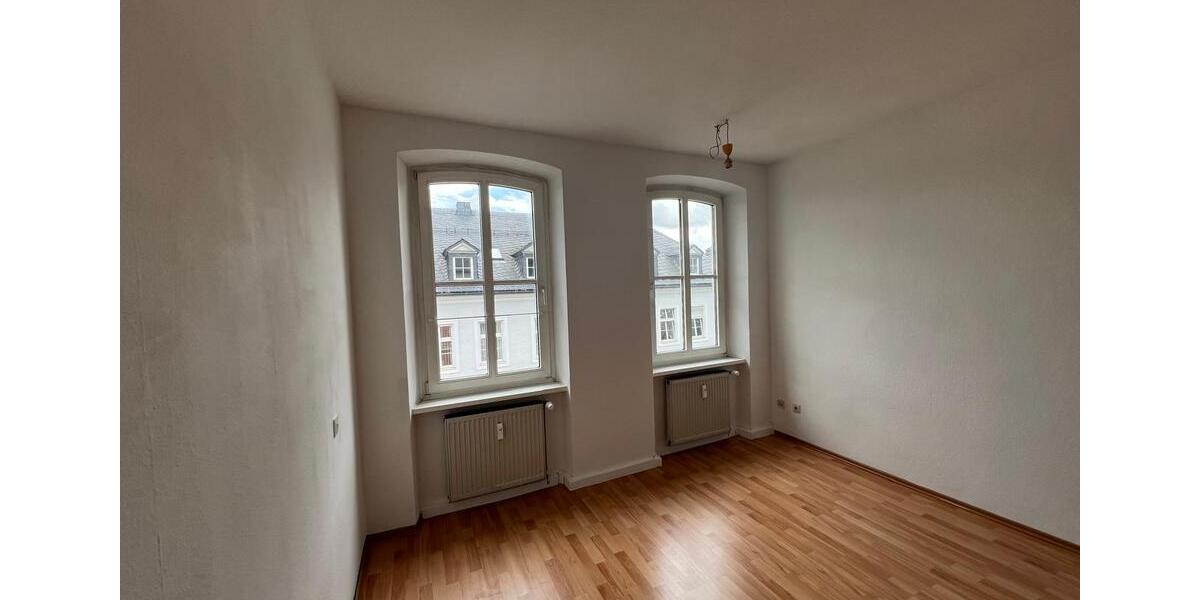 Etagenwohnung Hof Altstadt - 3 Zimmer, 84 m&sup2;, 600&euro; | Angebot:22417297