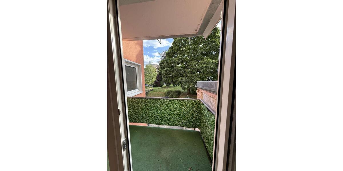 Etagenwohnung Plauen - 2 Zimmer, 66 m&sup2;, 328&euro; | Angebot:24587970