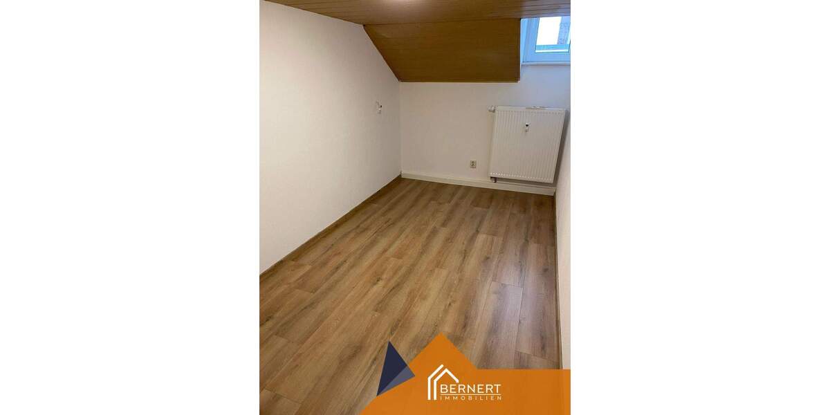 Etagenwohnung Oelsnitz/Vogtl. Oelsnitz - 4 Zimmer, 102 m&sup2;, 520&euro; | Angebot:25689909