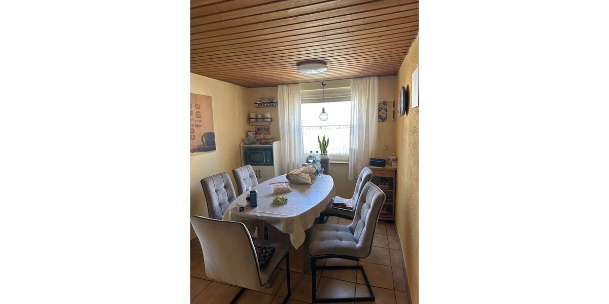 Doppelhaushälfte Hof Neuhof - 8 Zimmer, 160 m&sup2;, 110.000&euro; | Angebot:26649627