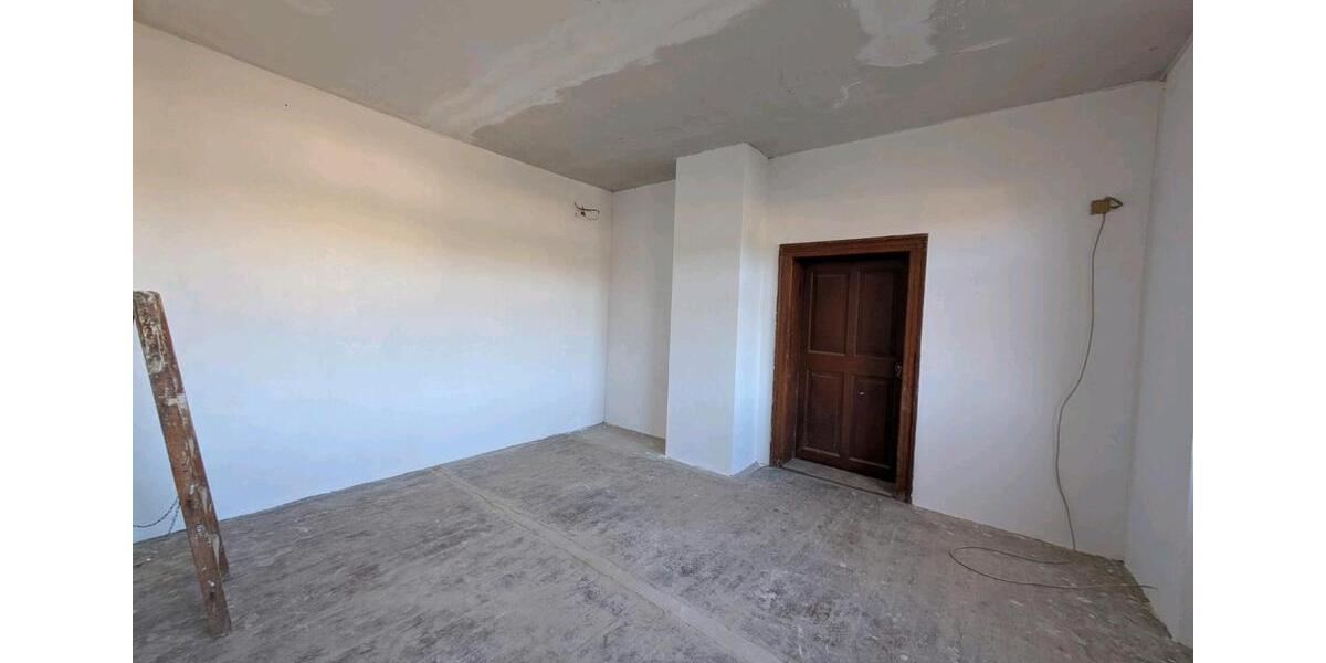 Reihenhaus Greiz - 6 Zimmer, 180 m&sup2;, 74.000&euro; | Angebot:22641100