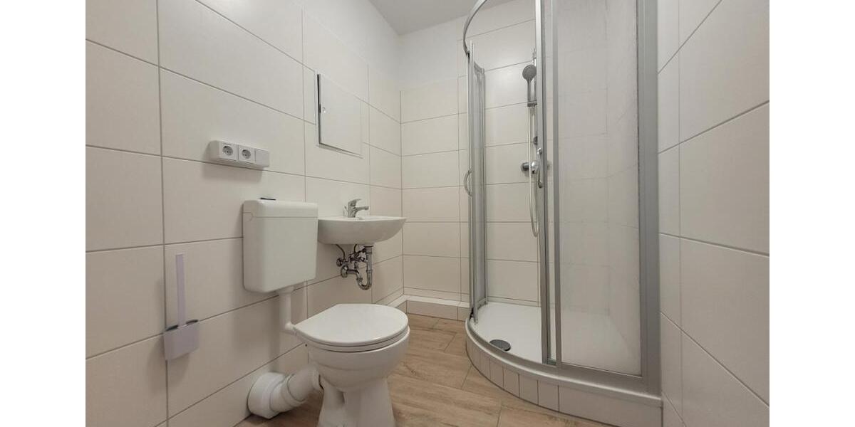 Etagenwohnung Plauen Alt Chrieschwitz - 1 Zimmer, 36 m&sup2;, 206&euro; | Angebot:25756464