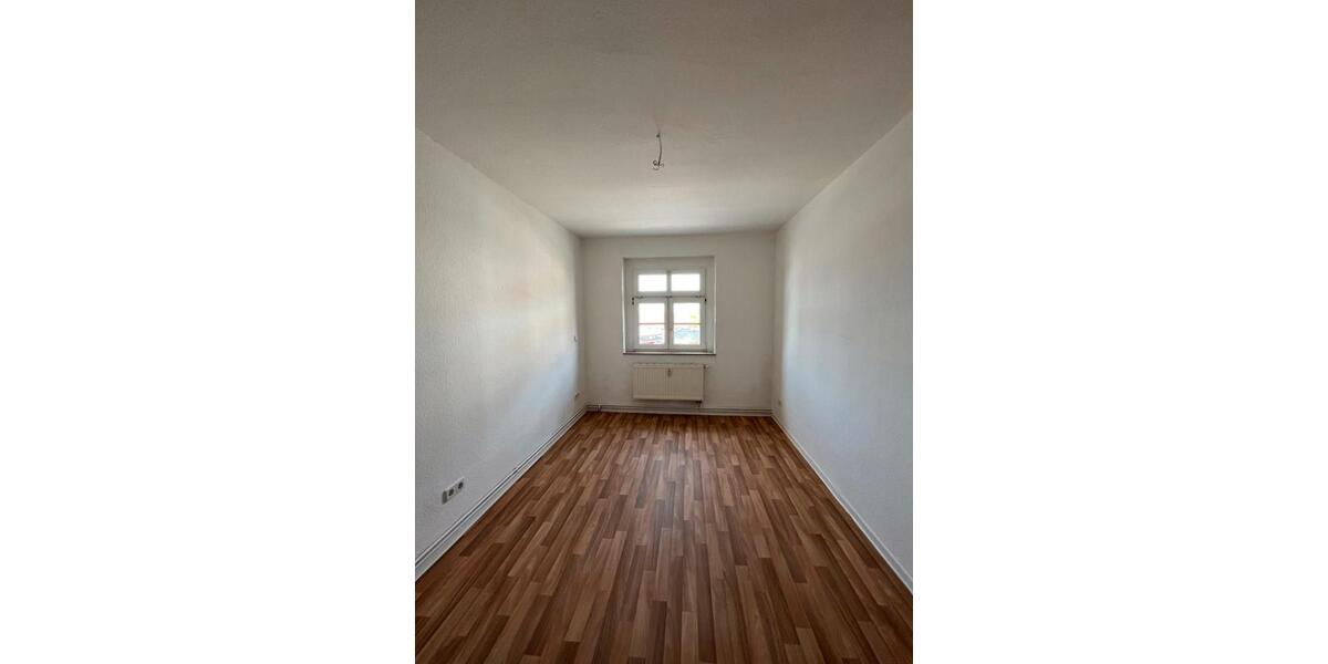 Etagenwohnung Reichenbach im Vogtland - 2 Zimmer, 51 m&sup2;, 199&euro; | Angebot:8815594