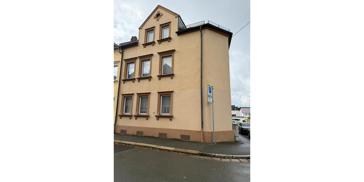 Mehrfamilienhaus, Wohnhaus Rehau - 10 Zimmer, 160 m&sup2;, 110.000&euro; | Angebot:26227229