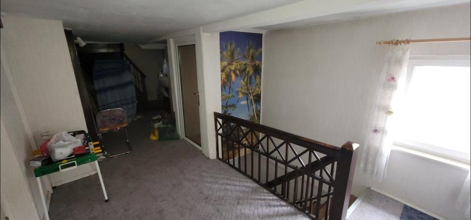 Einfamilienhaus Auma-Weidatal Weidatal - 8 Zimmer, 151 m&sup2;, 70.000&euro; | Angebot:23699182