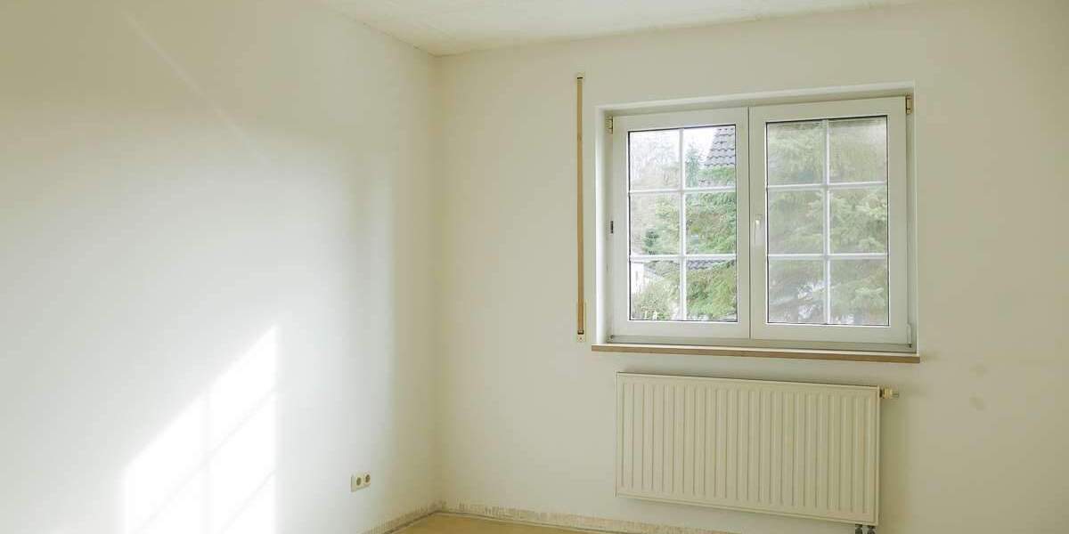 Etagenwohnung Greiz Neumühle - 3 Zimmer, 77 m&sup2;, 83.000&euro; | Angebot:25729332