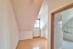 Etagenwohnung Hof Neuhof - 3 Zimmer, 80 m&sup2;, 560&euro; | Angebot:25804394