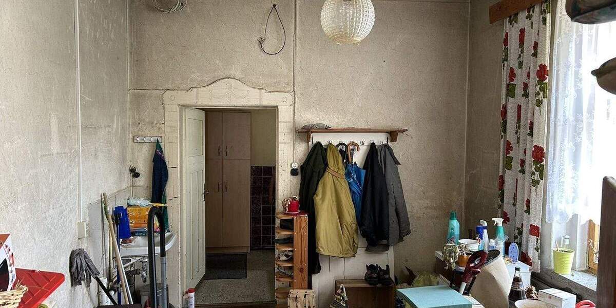 Mehrfamilienhaus, Wohnhaus Auerbach Rempesgrün - 1 Zimmer, 160 m&sup2;, 80.000&euro; | Angebot:25686119