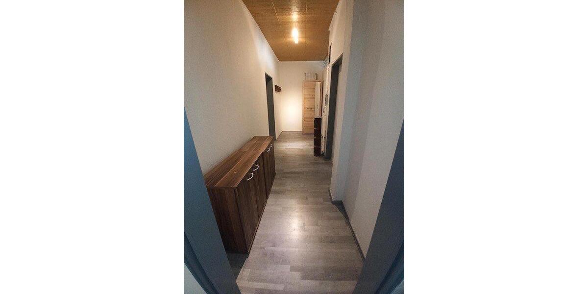 Etagenwohnung Hof Neuhof - 3 Zimmer, 70 m&sup2;, 560&euro; | Angebot:26013003