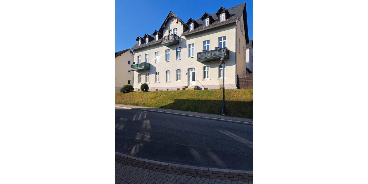 Etagenwohnung Bad Elster Bärenloh - 3 Zimmer, 76 m&sup2;, 93.000&euro; | Angebot:26073577