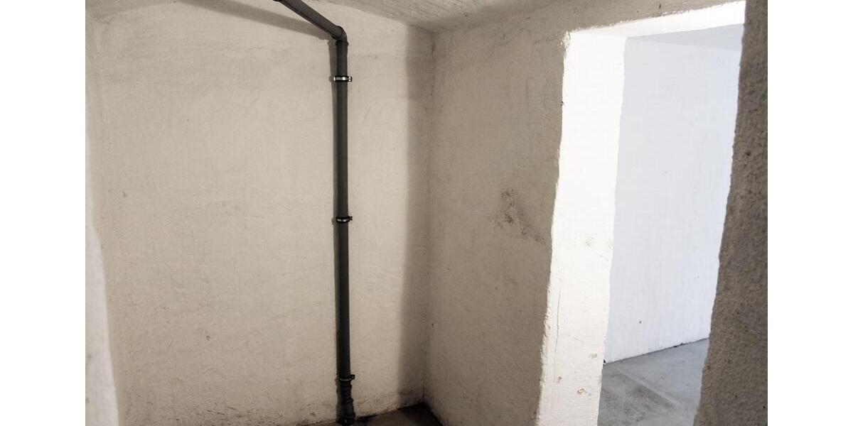 Etagenwohnung Plauen - 3 Zimmer, 66 m&sup2;, 335&euro; | Angebot:25838534