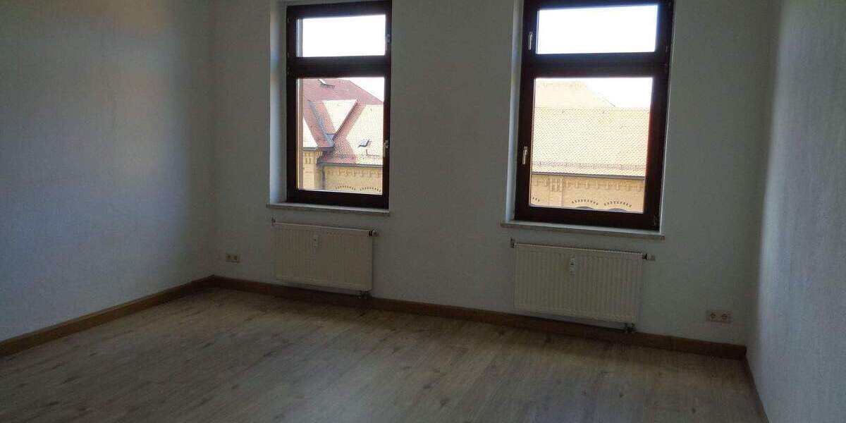 Etagenwohnung Plauen Westend - 4 Zimmer, 108 m&sup2;, 440&euro; | Angebot:25687459