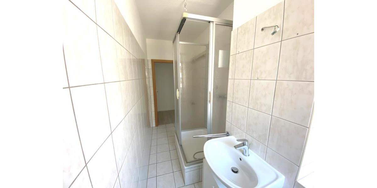 Etagenwohnung Plauen - 2 Zimmer, 48 m&sup2;, 280&euro; | Angebot:25080856