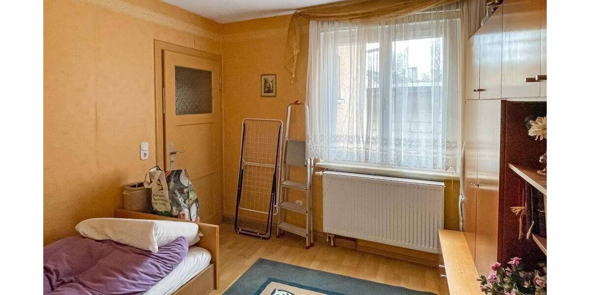 Einfamilienhaus Gefell - 7 Zimmer, 147 m&sup2;, 49.900&euro; | Angebot:26220022