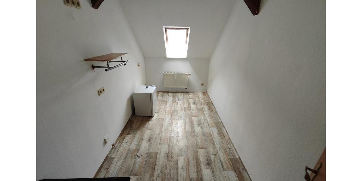 Etagenwohnung Reichenbach im Vogtland Obermylau - 3 Zimmer, 62 m&sup2;, 299&euro; | Angebot:24814200