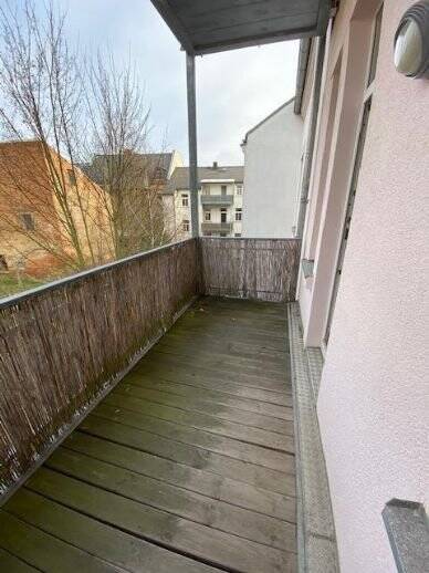 Etagenwohnung Plauen Westend - 2 Zimmer, 69 m&sup2;, 55.000&euro; | Angebot:25688614