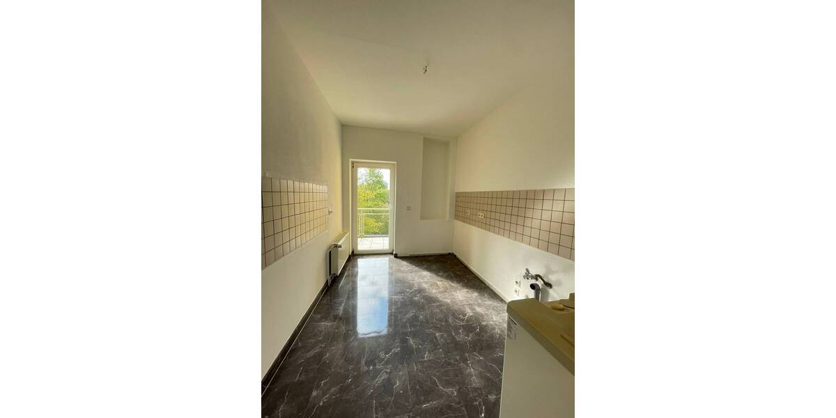 Etagenwohnung Plauen Haselbrunn - 3 Zimmer, 55 m&sup2;, 250&euro; | Angebot:25731864