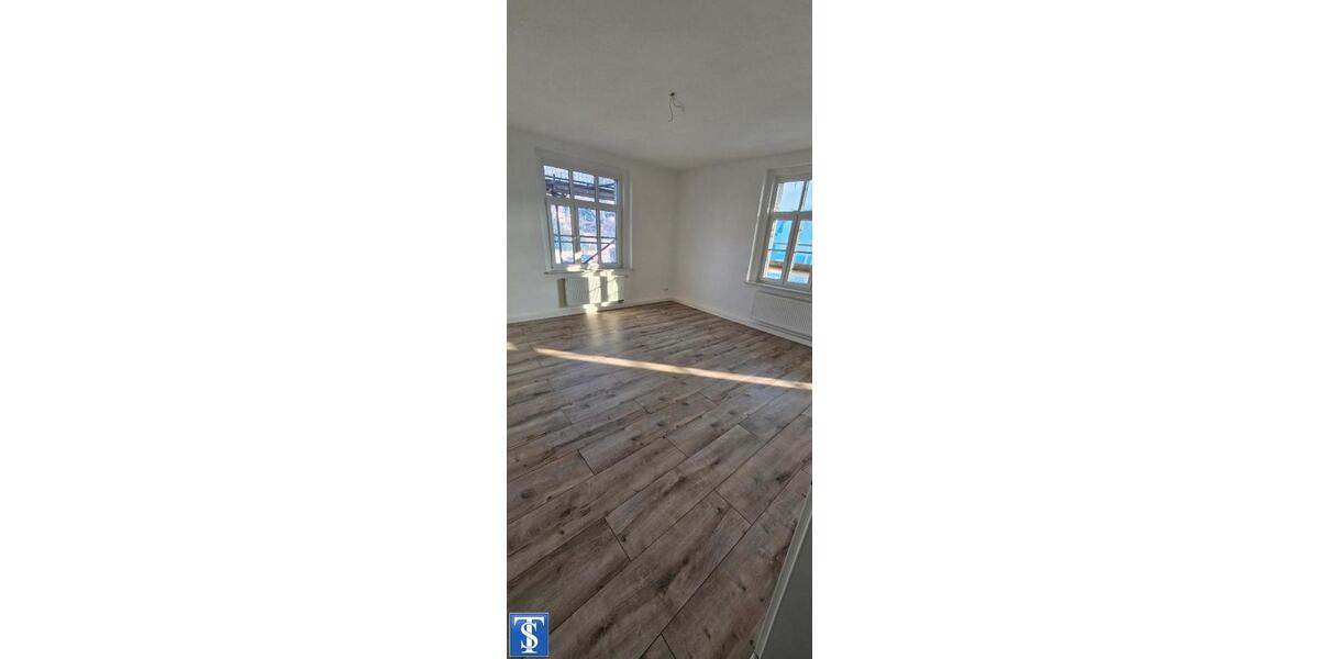 Etagenwohnung Plauen Alt Chrieschwitz - 4 Zimmer, 100 m&sup2;, 580&euro; | Angebot:25569428