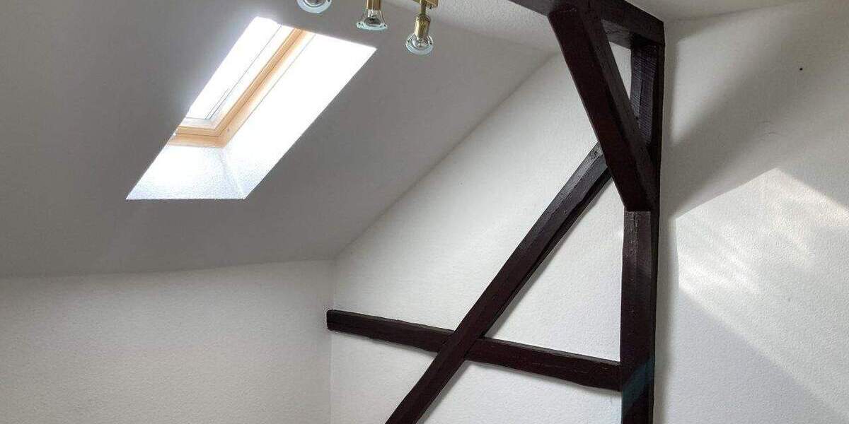 Mehrfamilienhaus, Wohnhaus Heinsdorfergrund Unterheinsdorf - 9 Zimmer, 180 m&sup2;, 50.000&euro; | Angebot:25707394