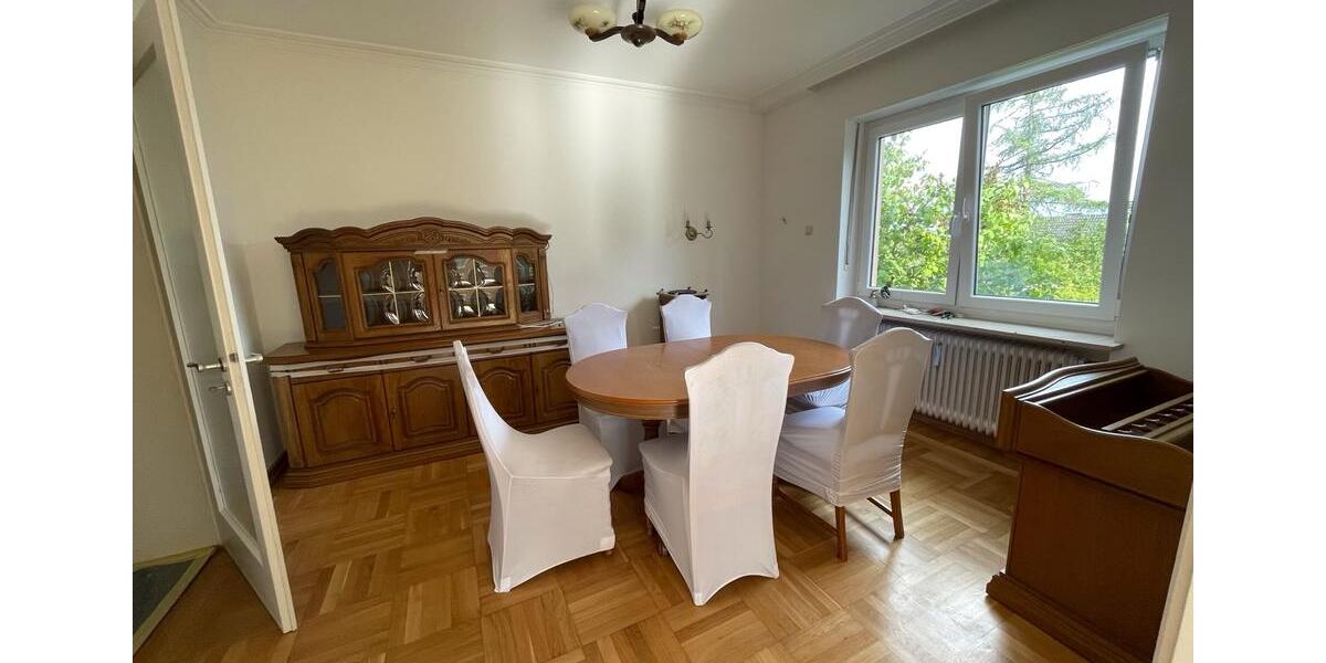 Einfamilienhaus Hof Christiansreuth - 9 Zimmer, 200 m&sup2;, 1.500&euro; | Angebot:26634673