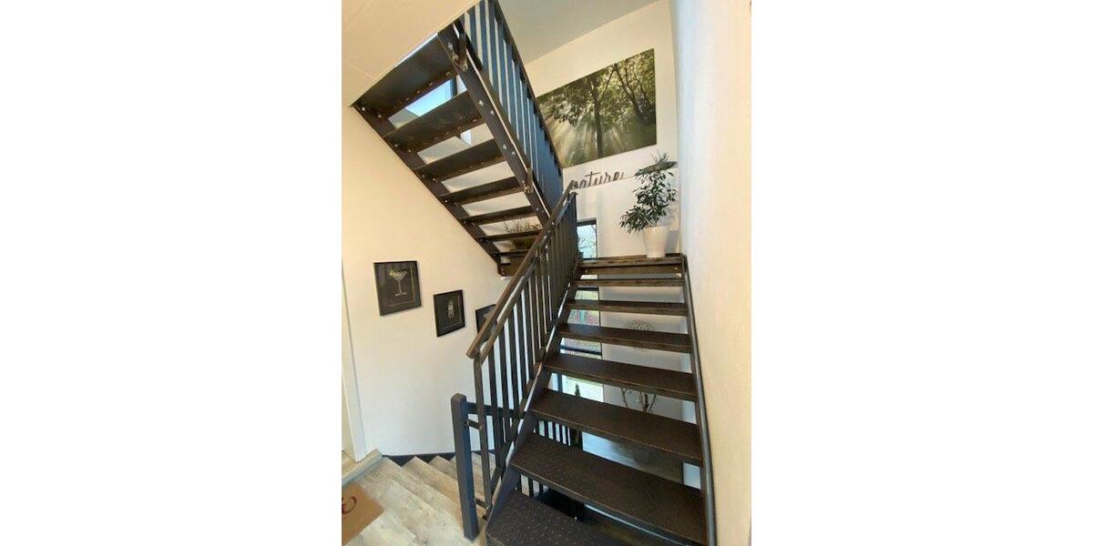 Terrassenwohnung Treuen - 4 Zimmer, 175 m&sup2;, 1.750&euro; | Angebot:25991296