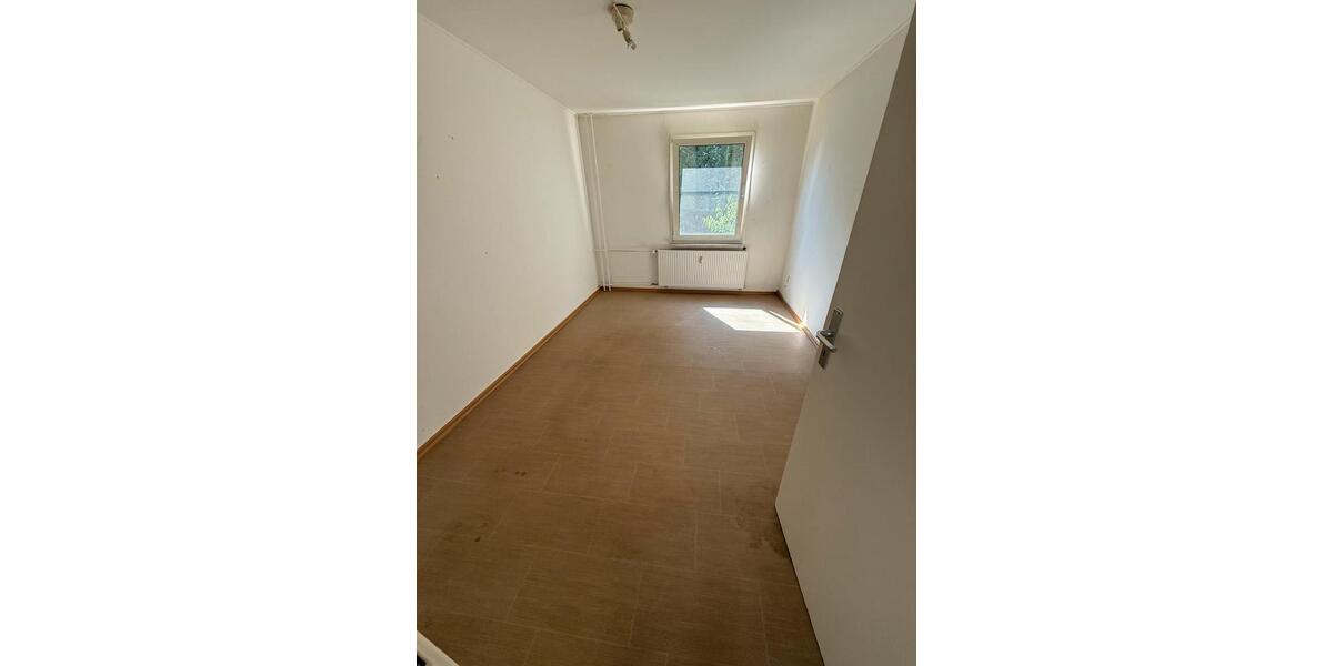 Etagenwohnung Hof Altstadt - 4 Zimmer, 100 m&sup2;, 800&euro; | Angebot:24361798