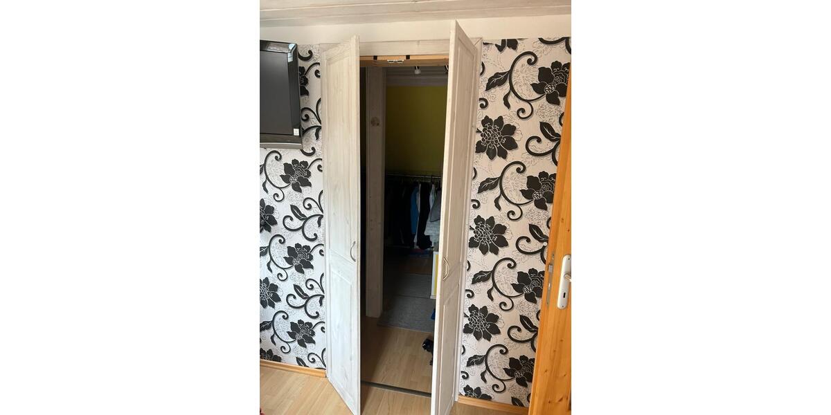 Einfamilienhaus Greiz - 6 Zimmer, 193 m&sup2;, 190.000&euro; | Angebot:25343159