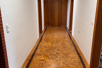 Wohnung Hof Altstadt - 4 Zimmer, 120 m&sup2;, 650&euro; | Angebot:26038545