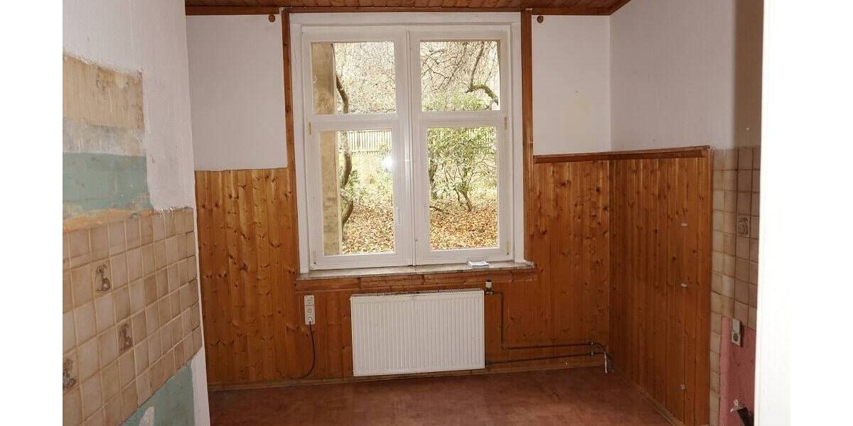 Mehrfamilienhaus, Wohnhaus Adorf - 8 Zimmer, 200 m&sup2;, 121.000&euro; | Angebot:25997740