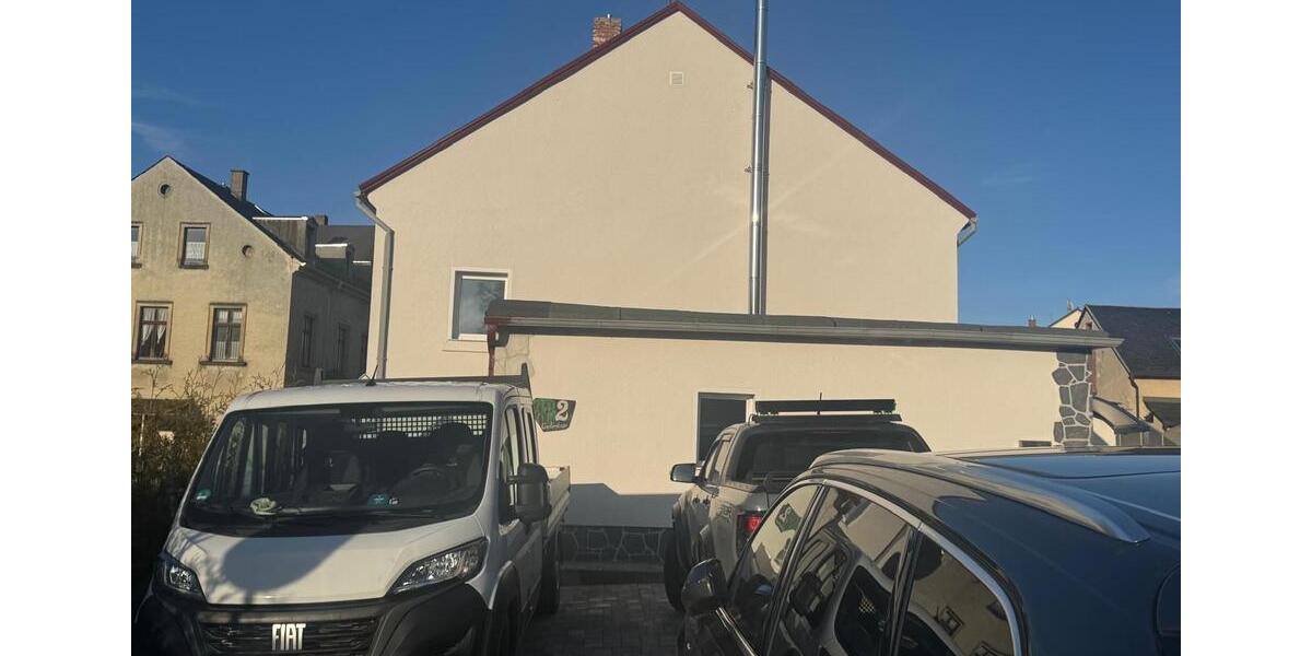 Einfamilienhaus Treuen - 3 Zimmer, 180 m&sup2;, 180.000&euro; | Angebot:25278784