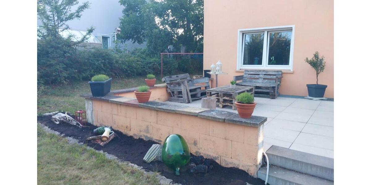 Mehrfamilienhaus, Wohnhaus Hof Christiansreuth - 7 Zimmer, 200 m&sup2;, 500.000&euro; | Angebot:26612364
