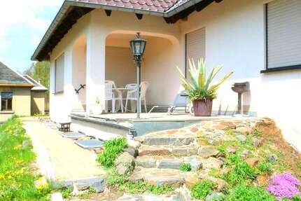 Haus Klingenthal - 6 Zimmer, 199 m&sup2;, 185.000&euro; | Angebot:27087341