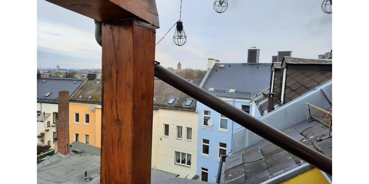 Dachgeschoßwohnung Hof Altstadt - 3 Zimmer, 78 m&sup2;, 529&euro; | Angebot:25086743